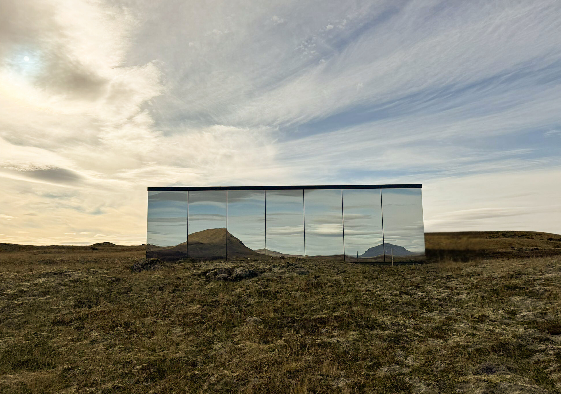 Prefabricated Tiny Mirror House with Two Bedrooms